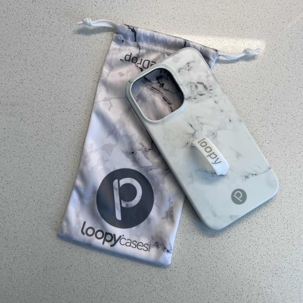 Loopy iPhone 13 Pro Case - White Marble (Matte) - Righty